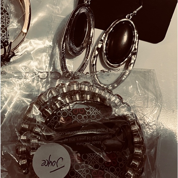 COPY - Lot of NWT Paparazzi Vintage pieces. 25 pieces - Picture 7 of 13